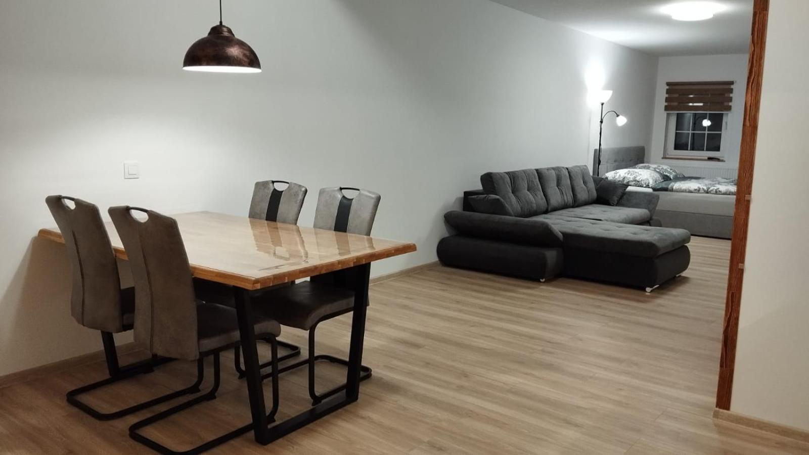 יאסימוב Apartman Albreit 3 מראה חיצוני תמונה